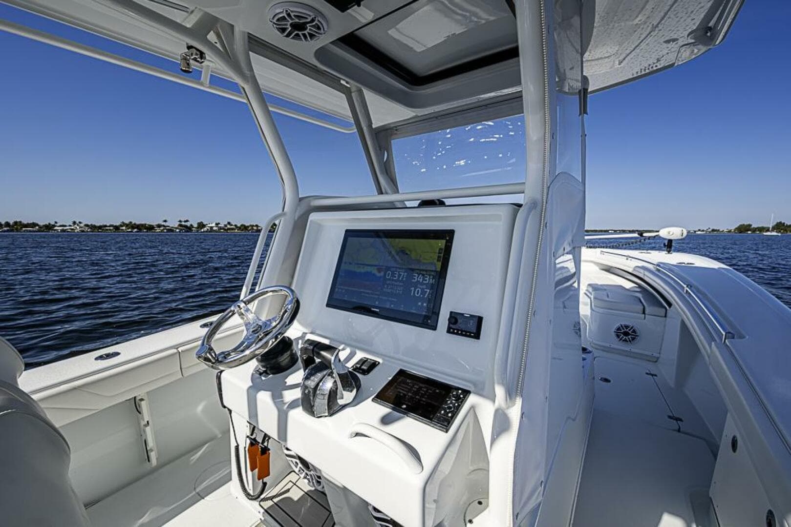 2021 Yellowfin 32 Offshore — photo 13