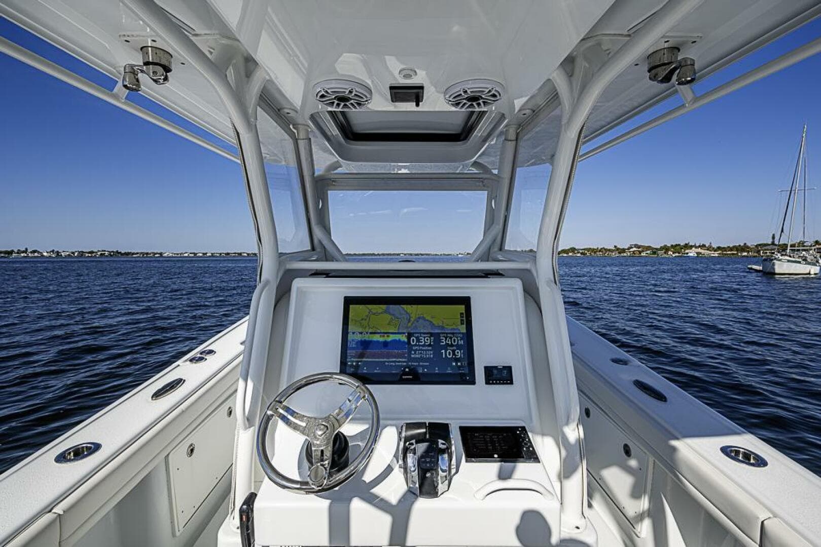 2021 Yellowfin 32 Offshore — photo 12