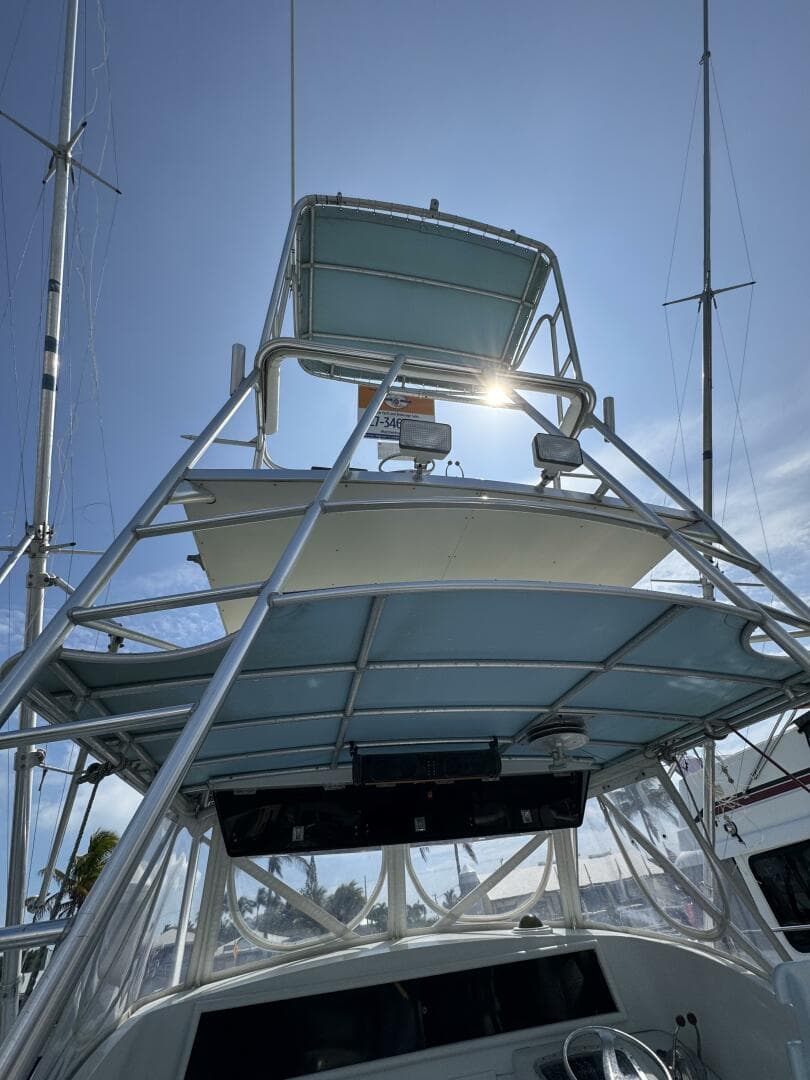 1963 Bertram 31 Sportsman — photo 15