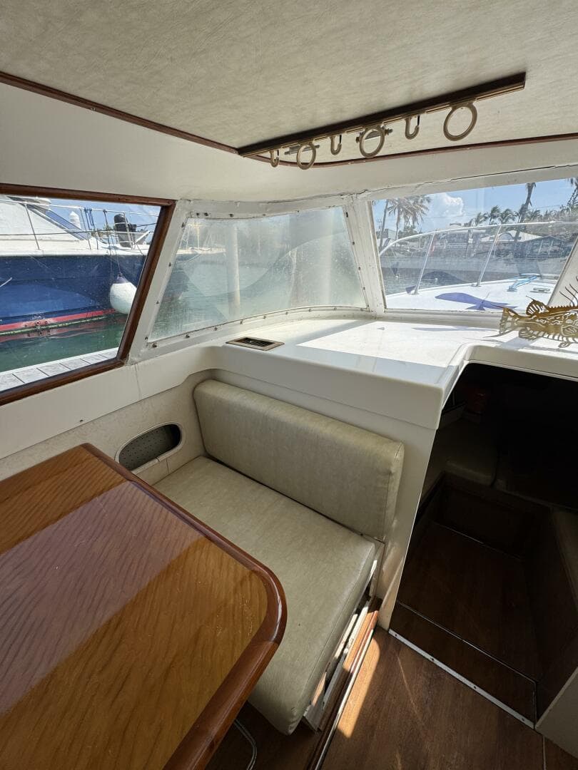 1963 Bertram 31 Sportsman — photo 9