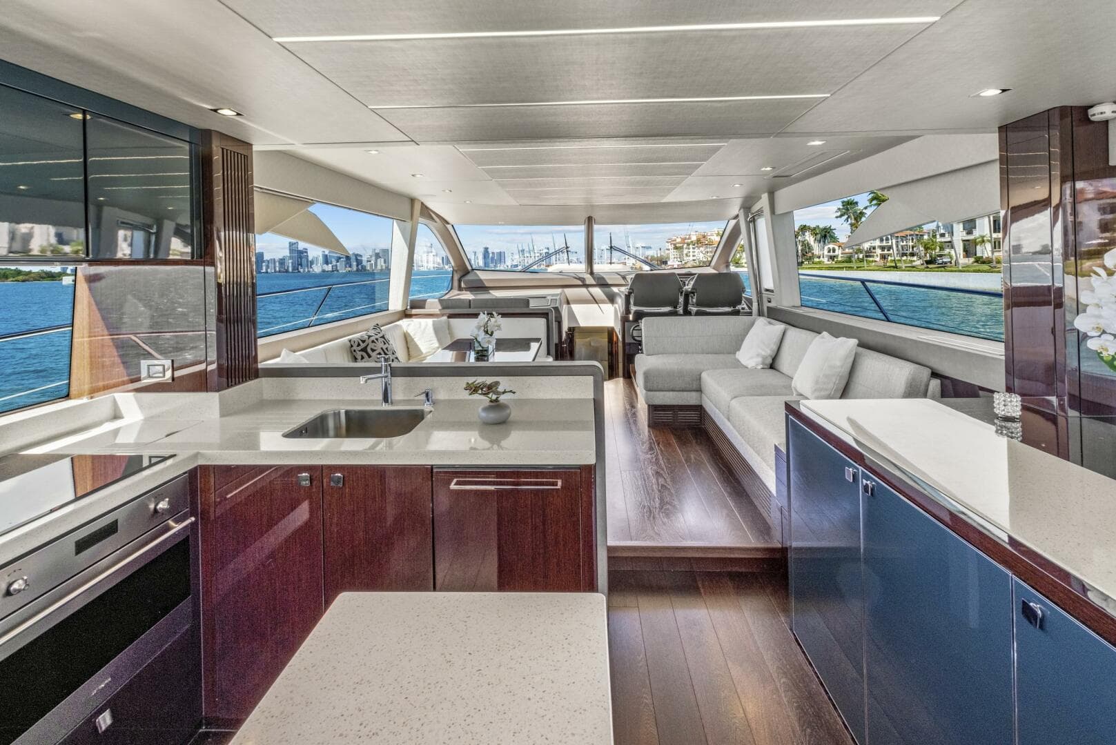 2019 Sunseeker Manhattan 66 — photo 21