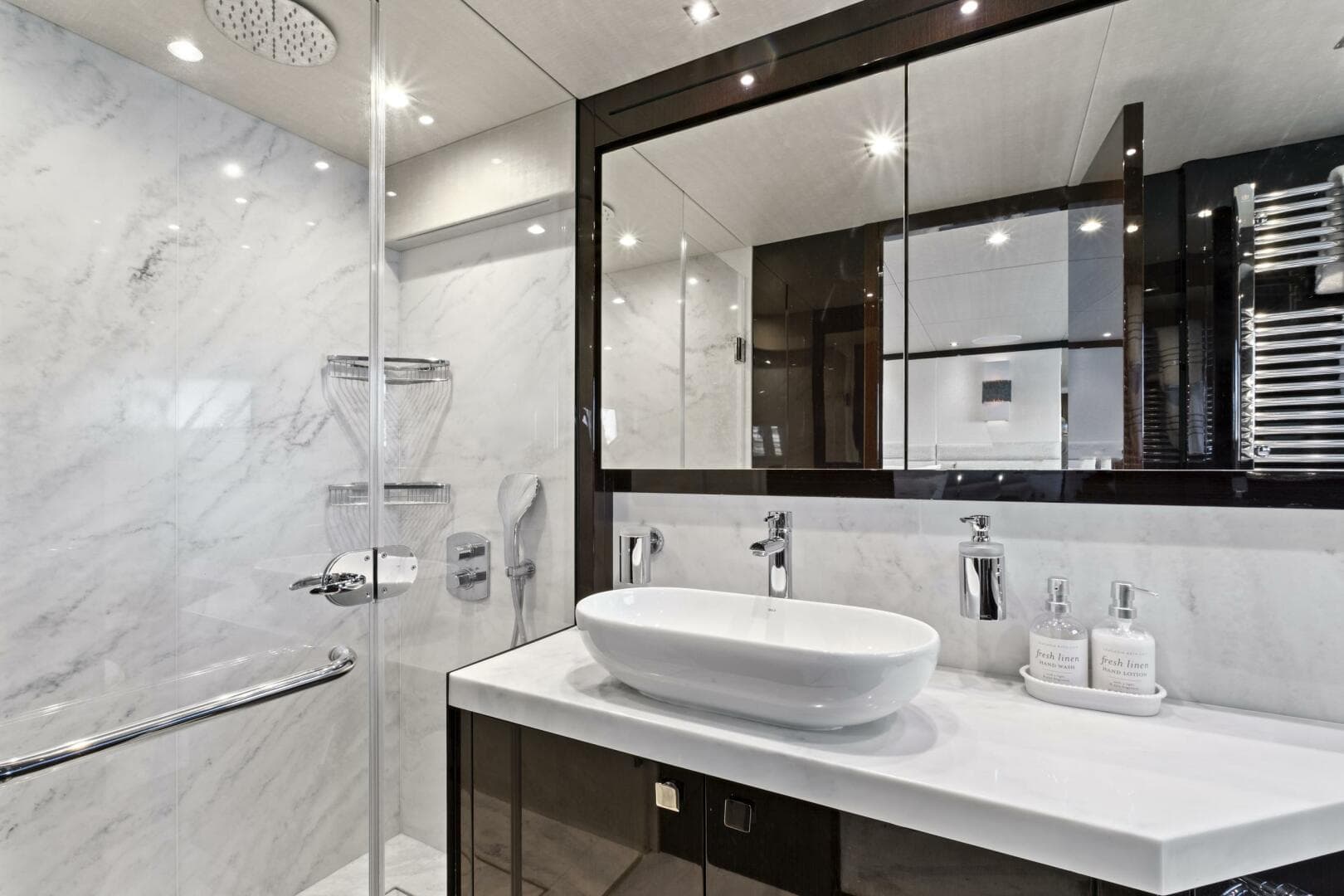 2019 Sunseeker Manhattan 66 — photo 37