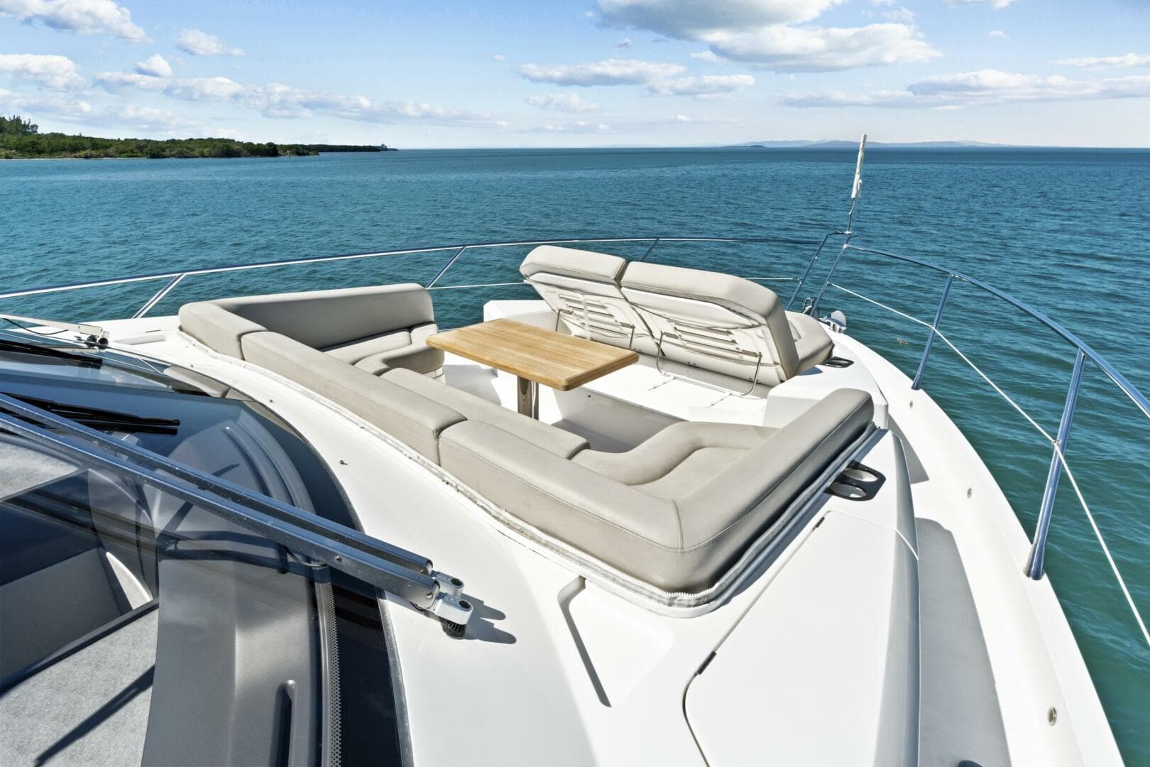 2019 Sunseeker Manhattan 66 — photo 11