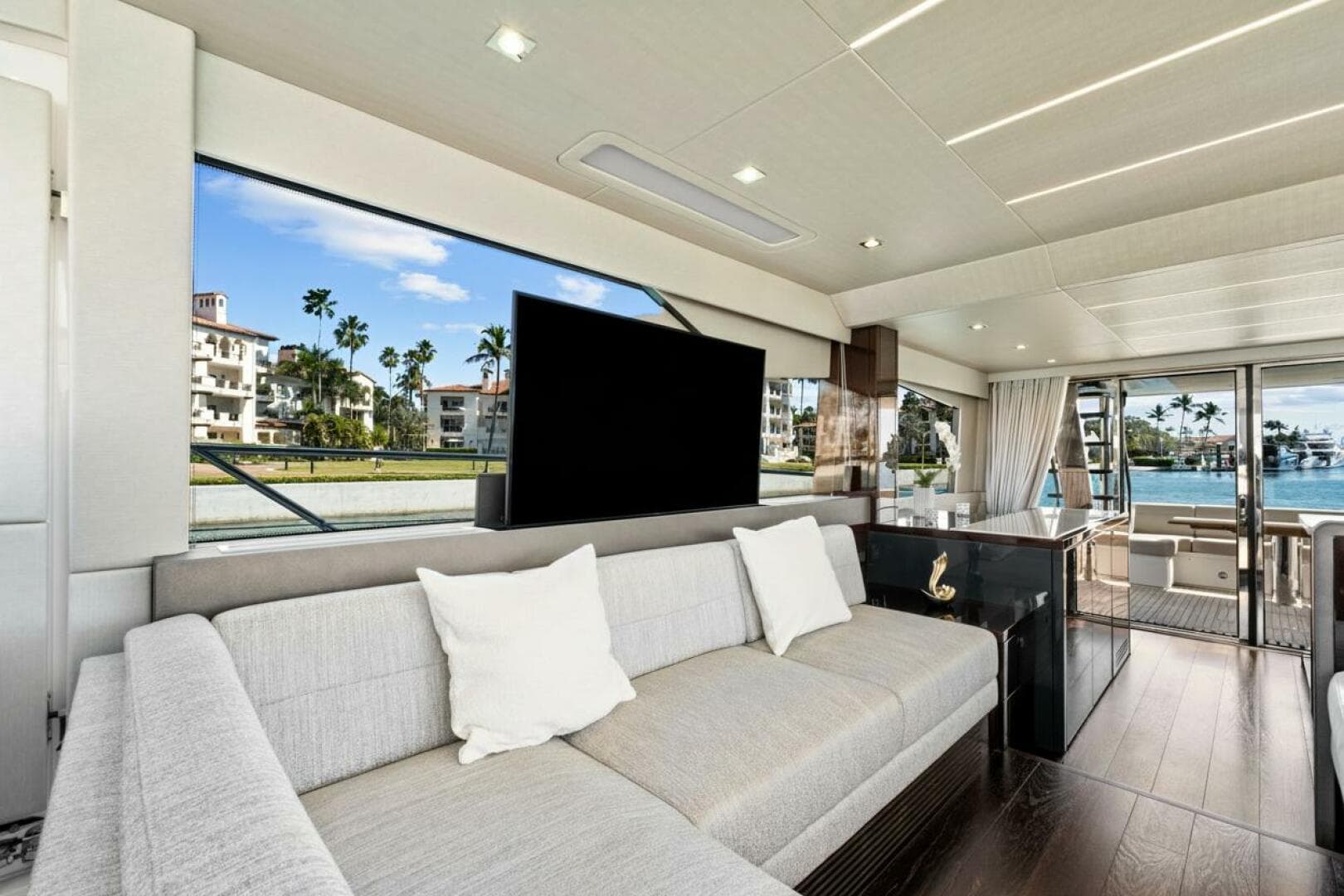 2019 Sunseeker Manhattan 66 — photo 27