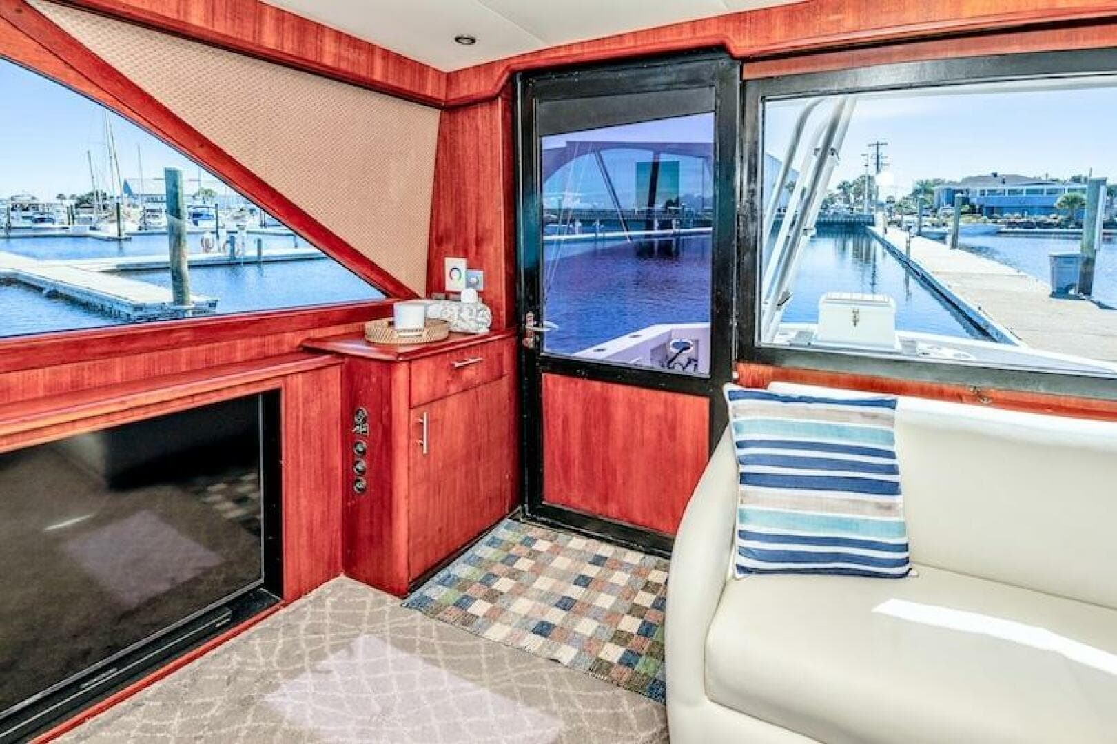 1991 Ocean Yachts Super Sport — photo 43