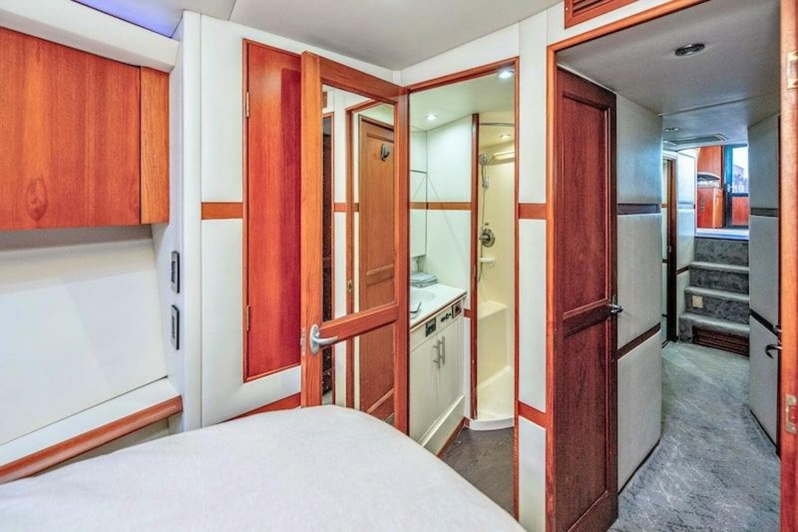 1991 Ocean Yachts Super Sport — photo 56