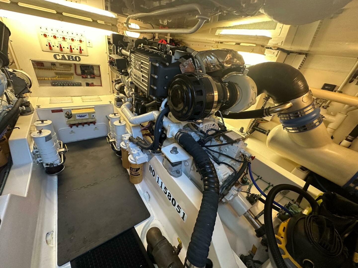 2004 Cabo 48 Flybridge — photo 70