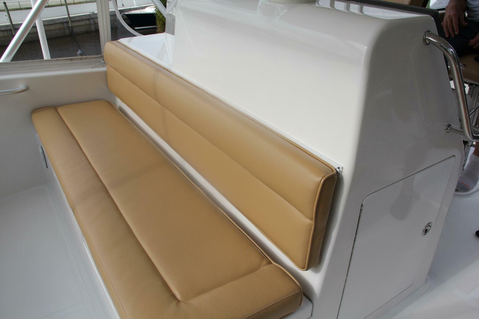 2004 Cabo 48 Flybridge — photo 51