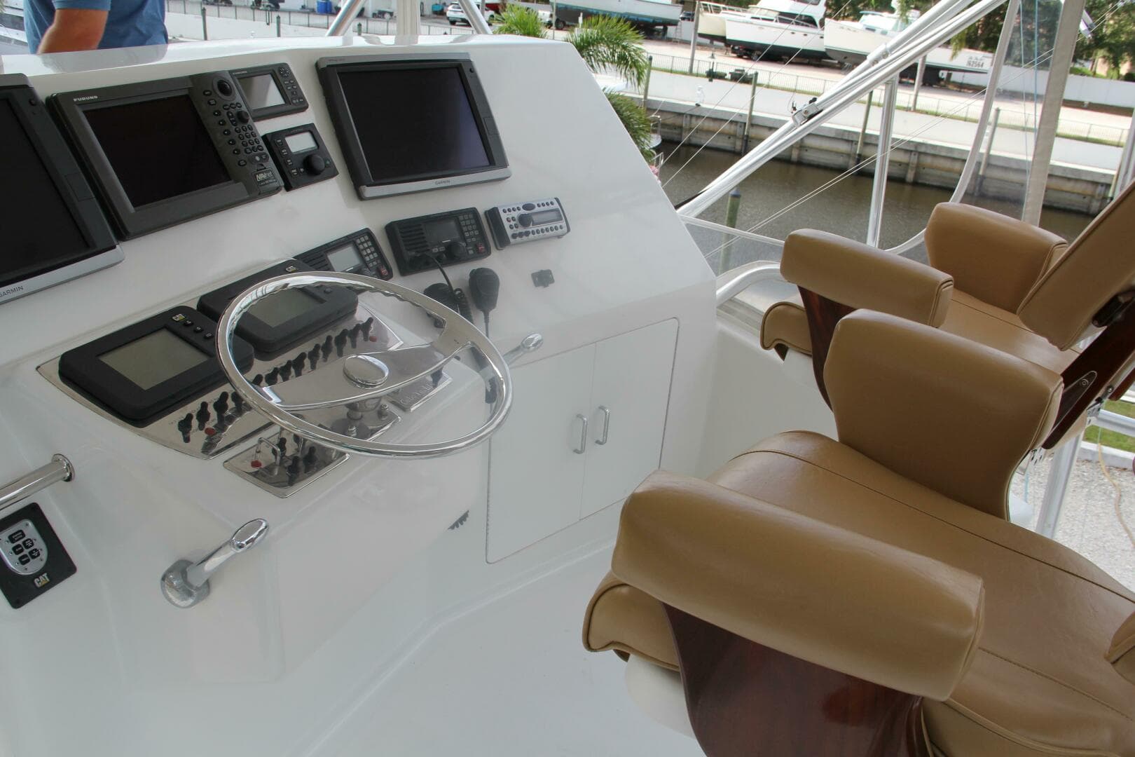 2004 Cabo 48 Flybridge — photo 50