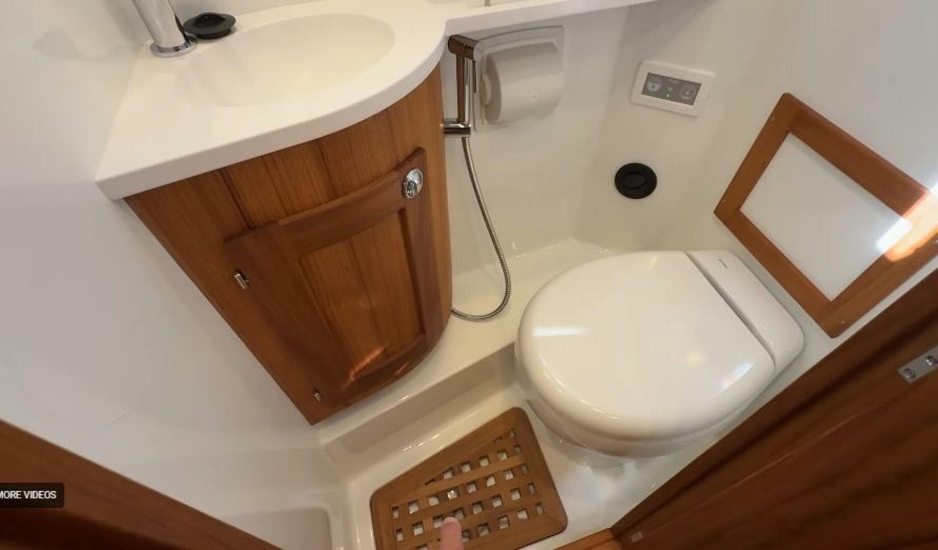 2025 Targa 37 Flybridge — photo 42