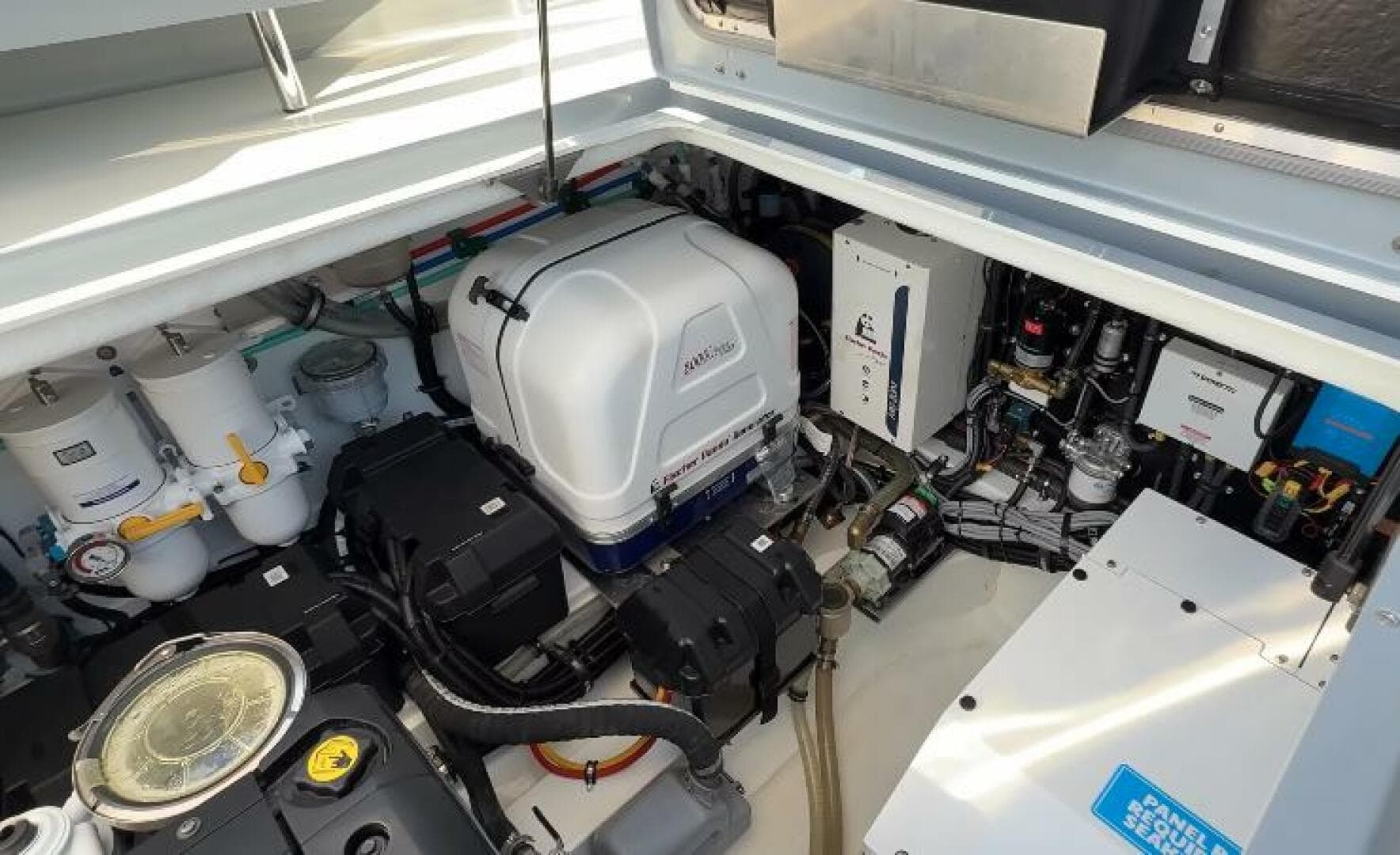 2025 Targa 37 Flybridge — photo 27