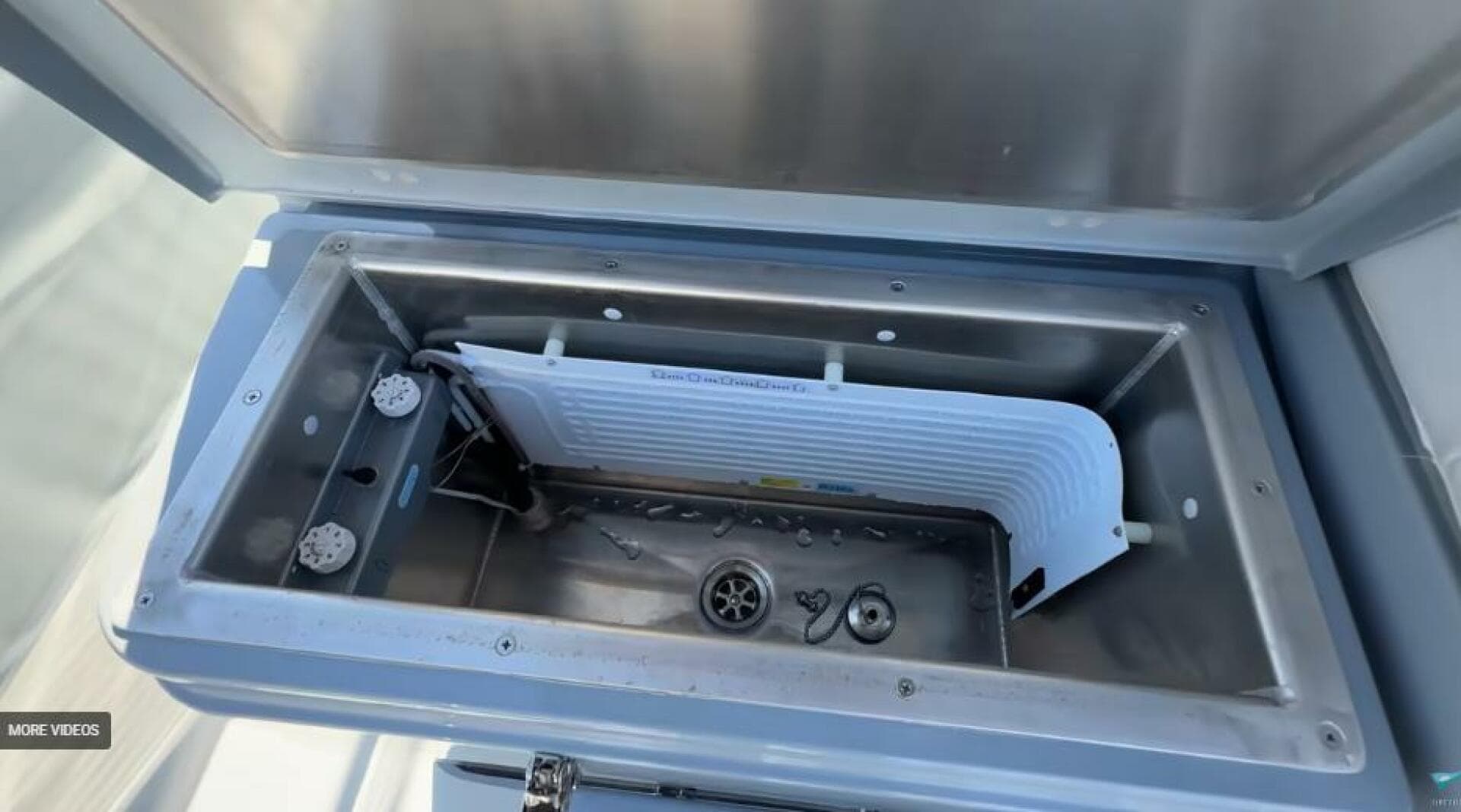 2025 Targa 37 Flybridge — photo 24