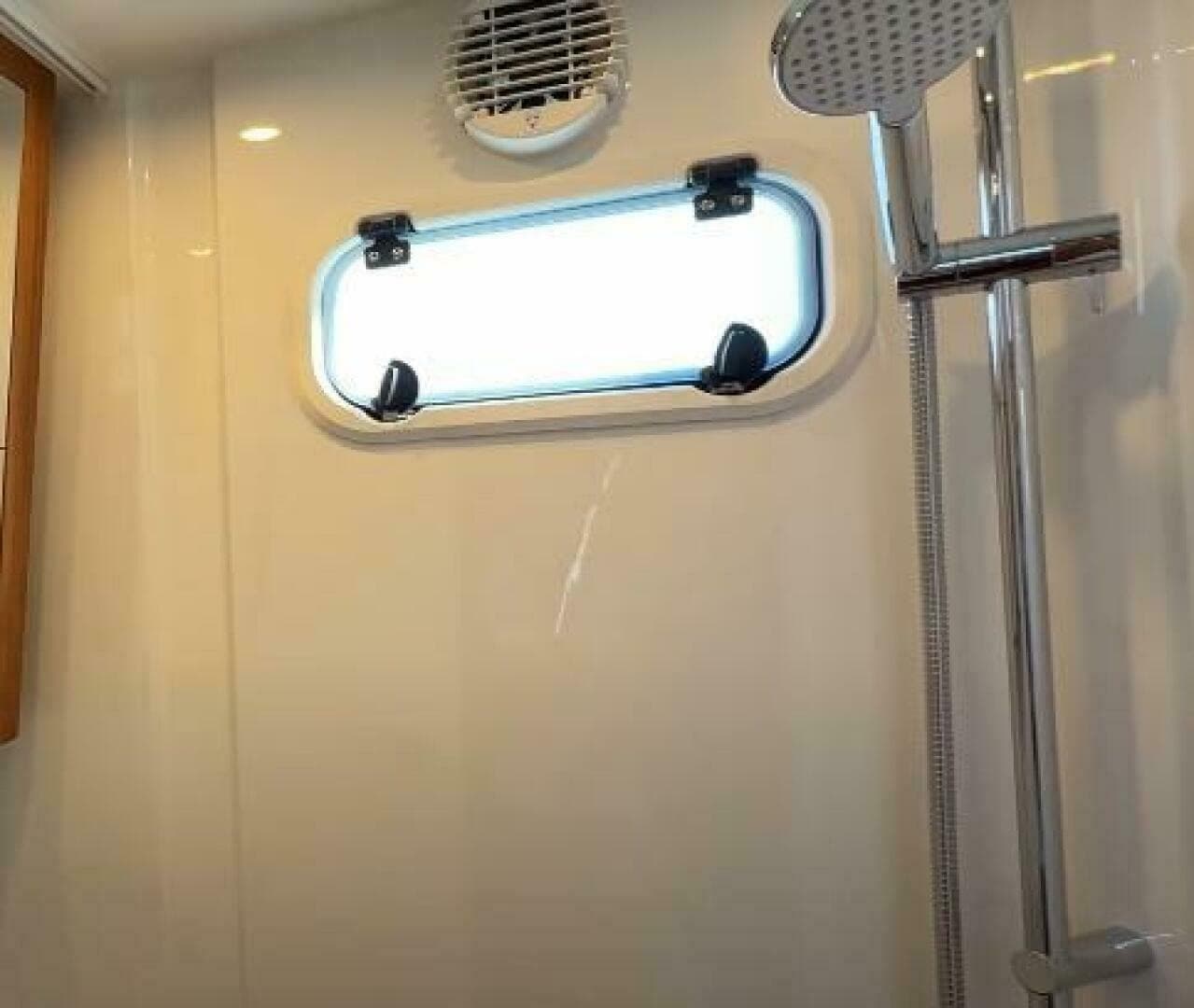 2025 Targa 37 Flybridge — photo 51