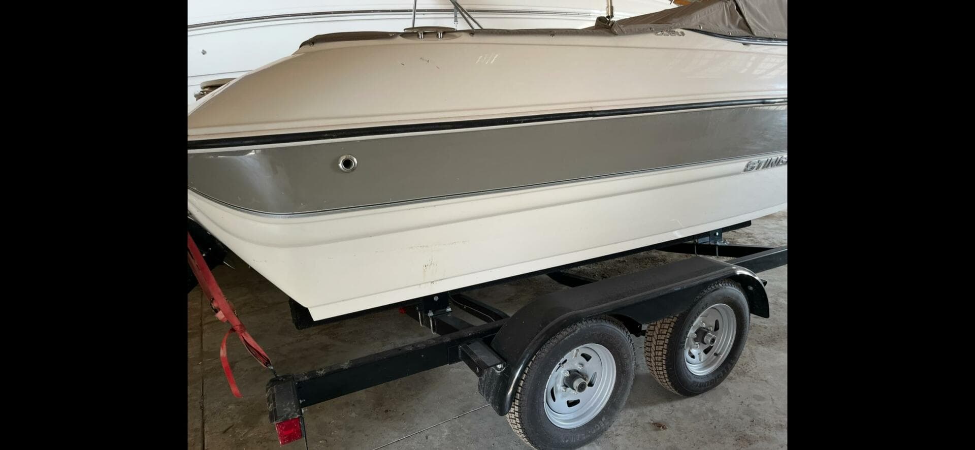 2019 Stingray 208 LS — photo 11