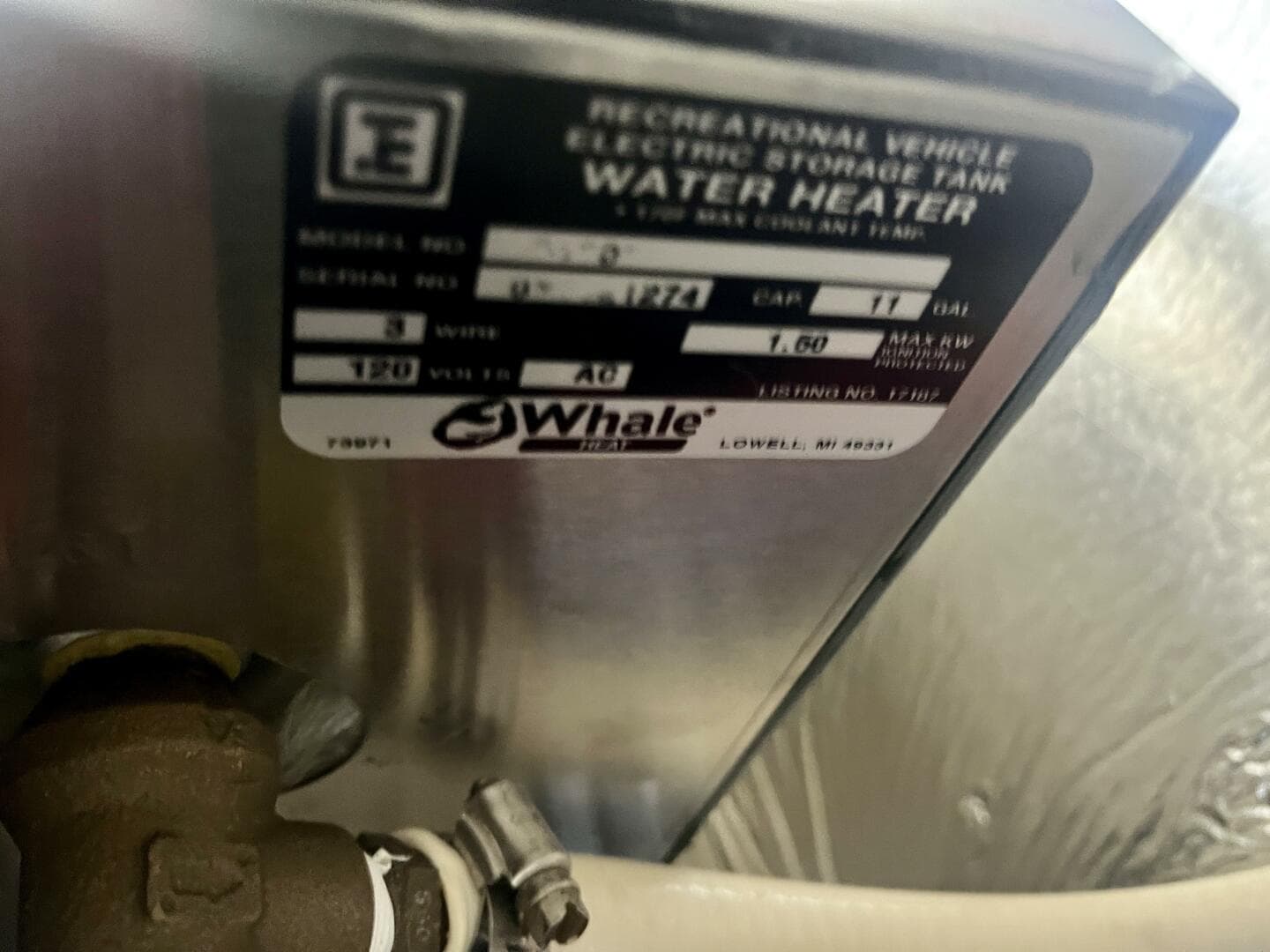 2016 Cruisers Yachts 45 Cantius — photo 43