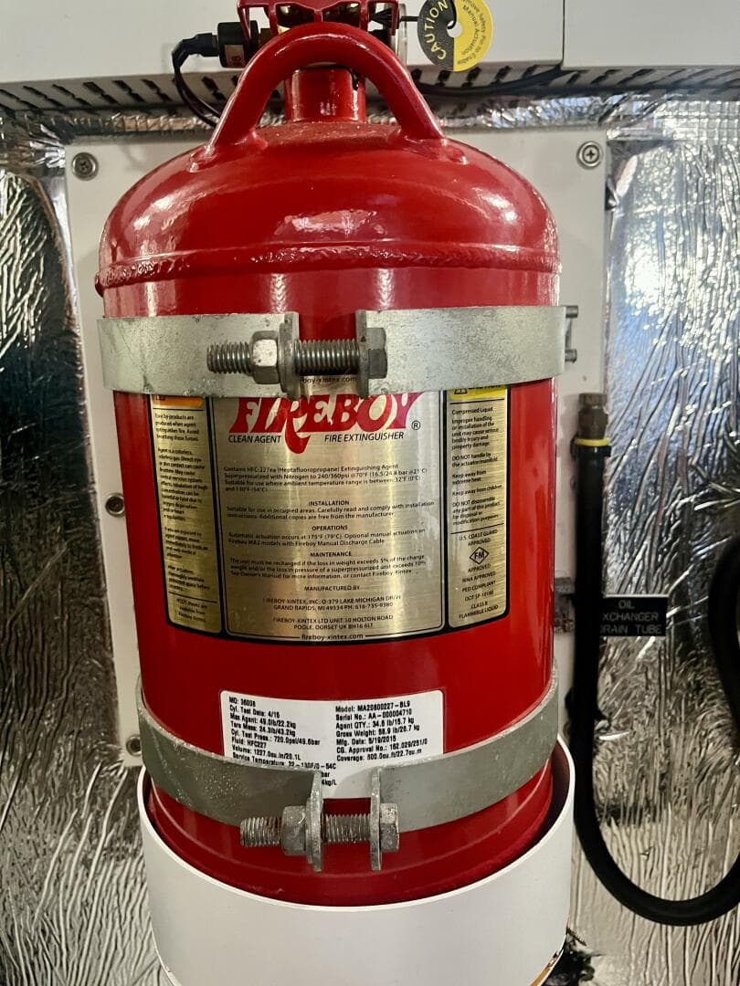 2016 Cruisers Yachts 45 Cantius — photo 46