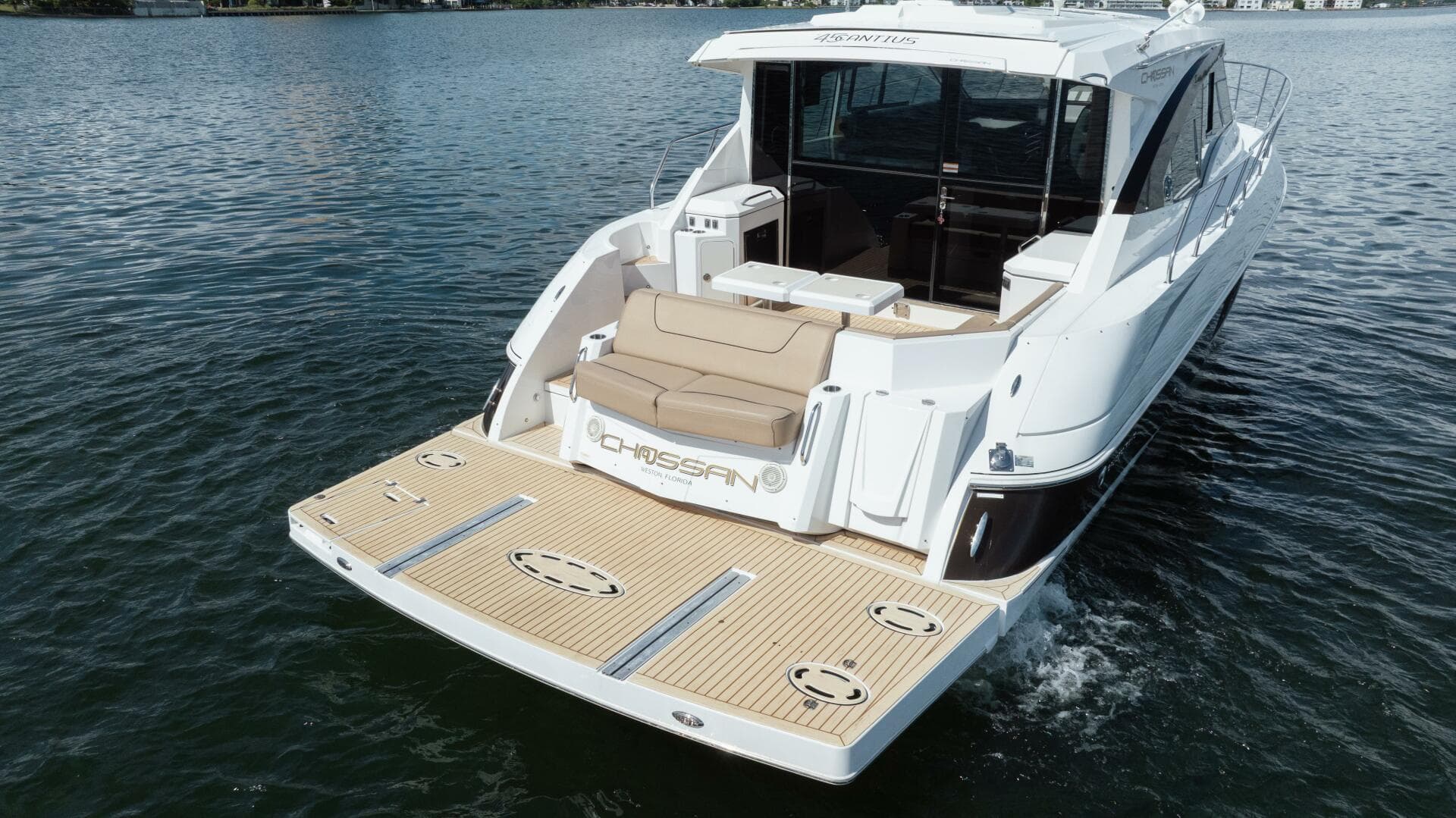 2016 Cruisers Yachts 45 Cantius — photo 16