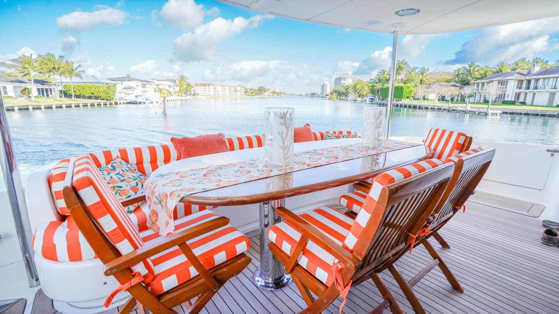 2004 Lazzara Yachts 80 Sl — photo 12