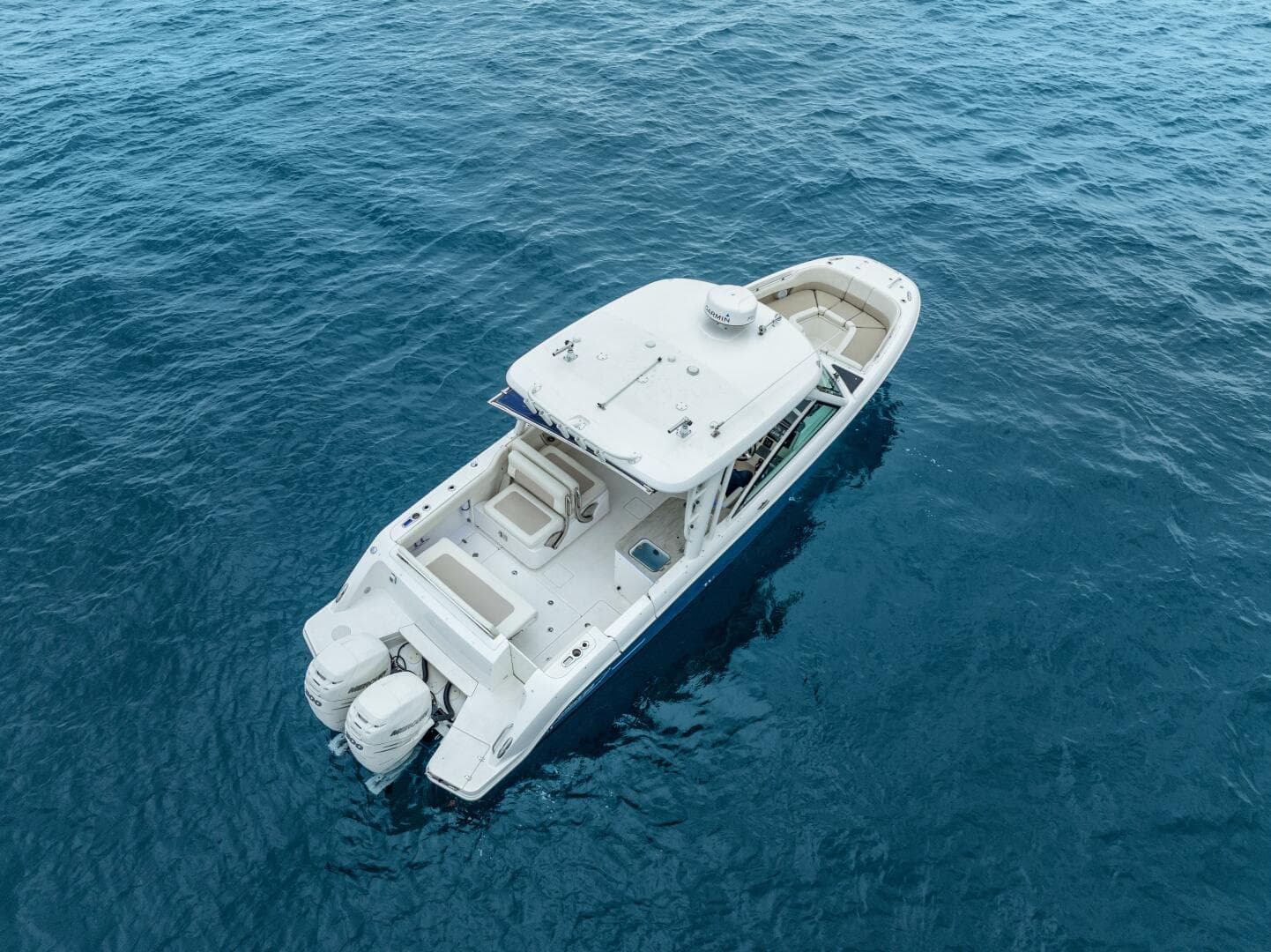 2018 Boston Whaler 320 Vantage — photo 15
