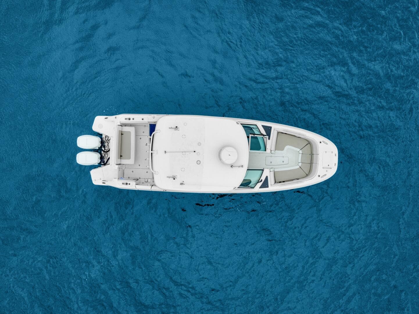 2018 Boston Whaler 320 Vantage — photo 2