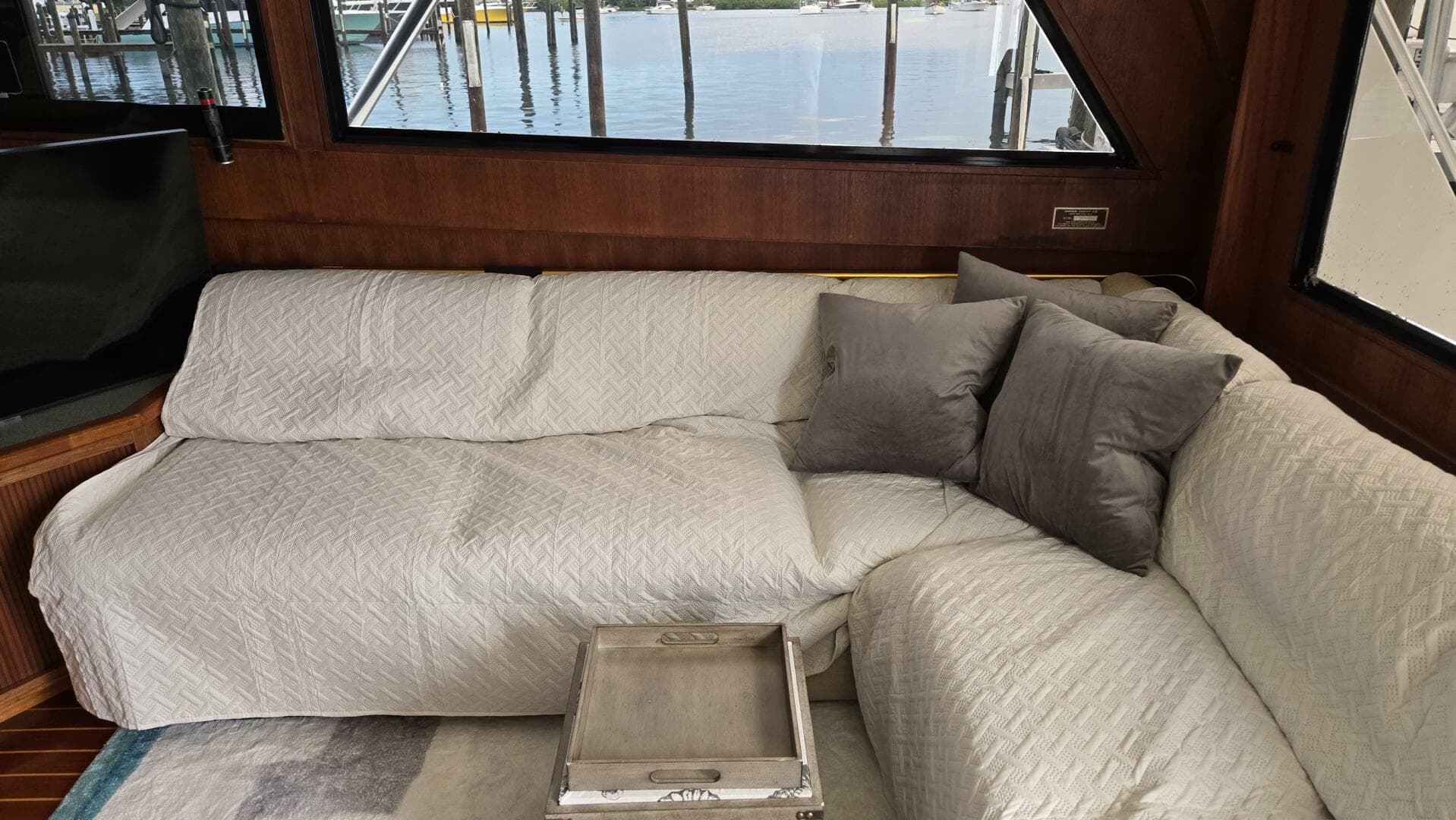 1989 Viking 45 Convertible — photo 21