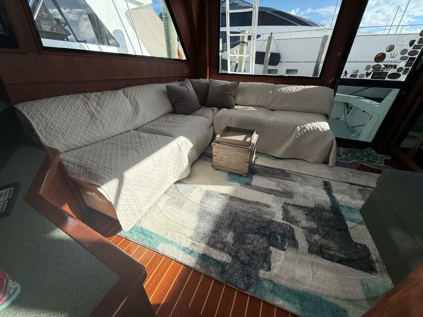 1989 Viking 45 Convertible — photo 26