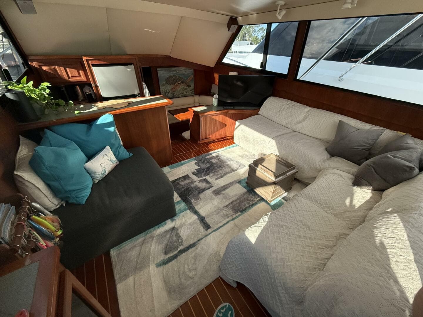 1989 Viking 45 Convertible — photo 25