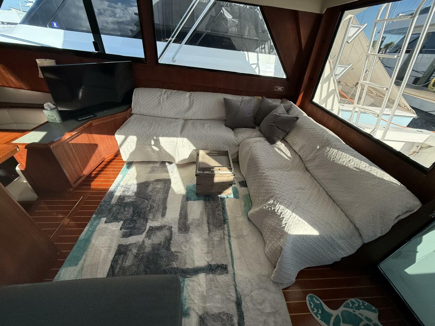 1989 Viking 45 Convertible — photo 28