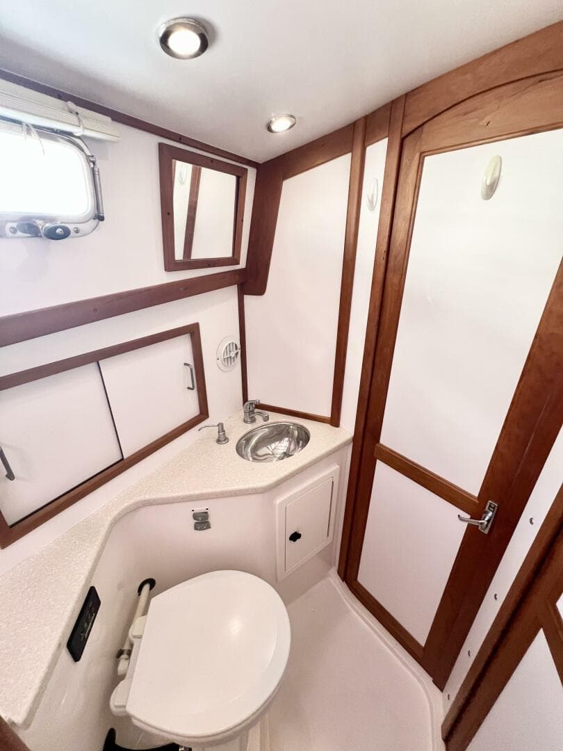 2006 Sabre 38 Hard Top Express — photo 41