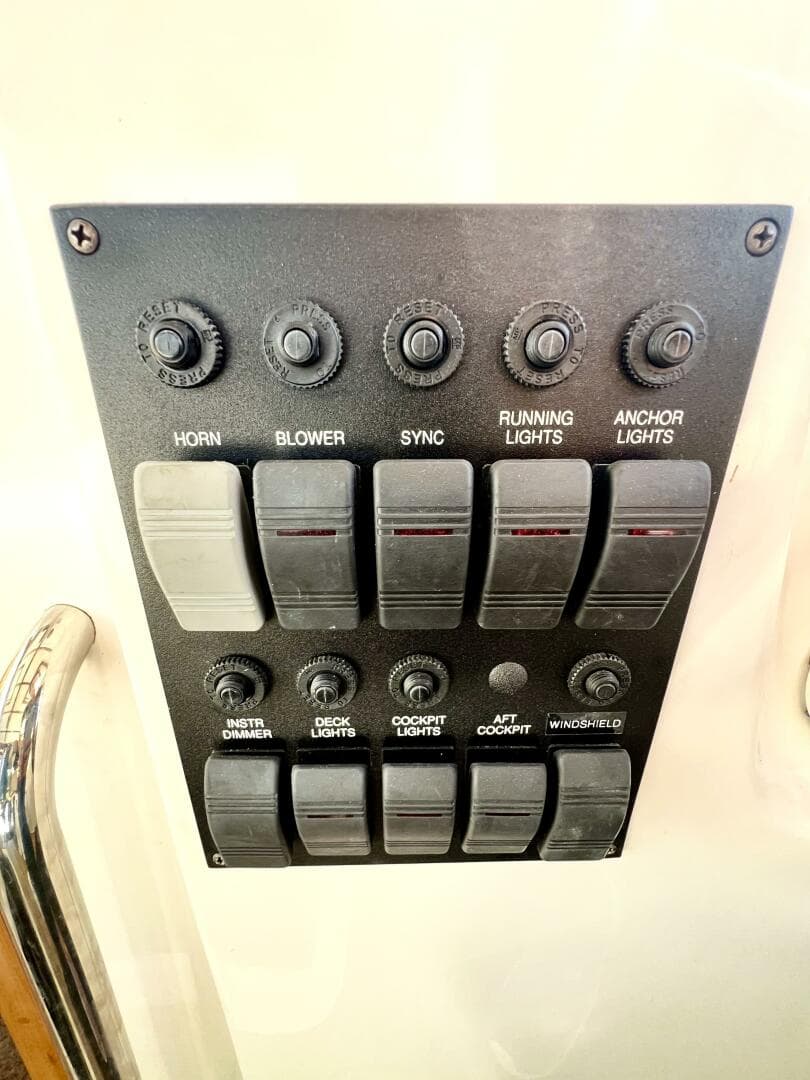 2006 Sabre 38 Hard Top Express — photo 53