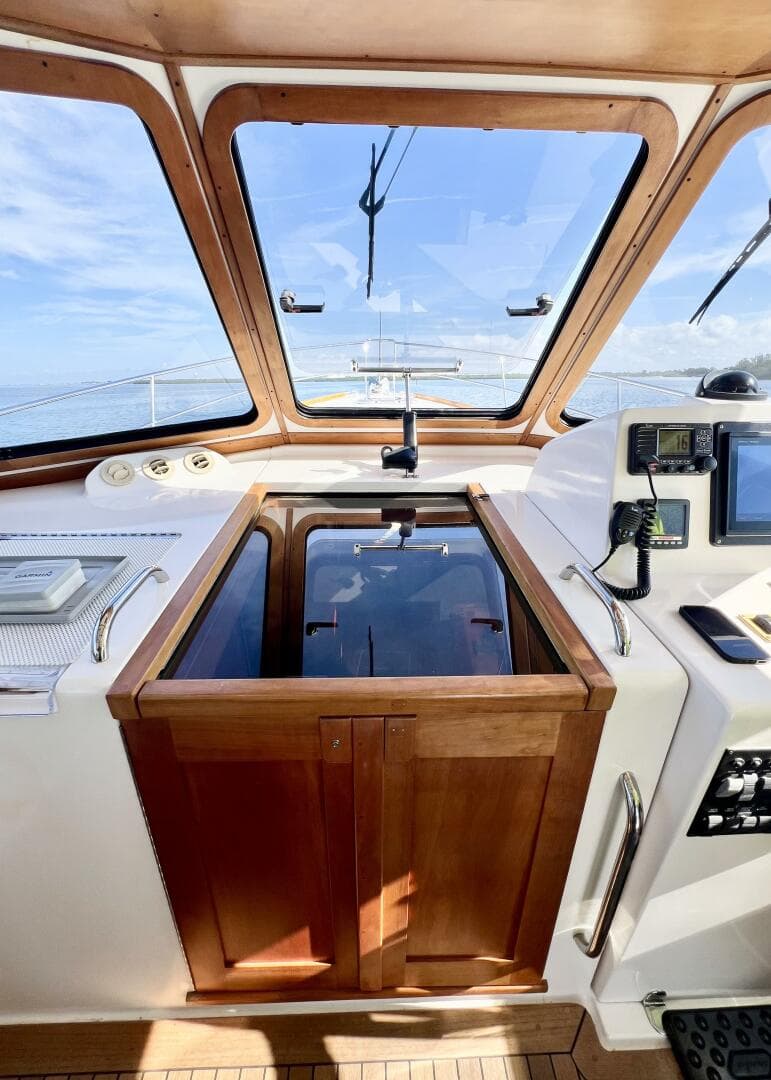 2006 Sabre 38 Hard Top Express — photo 25