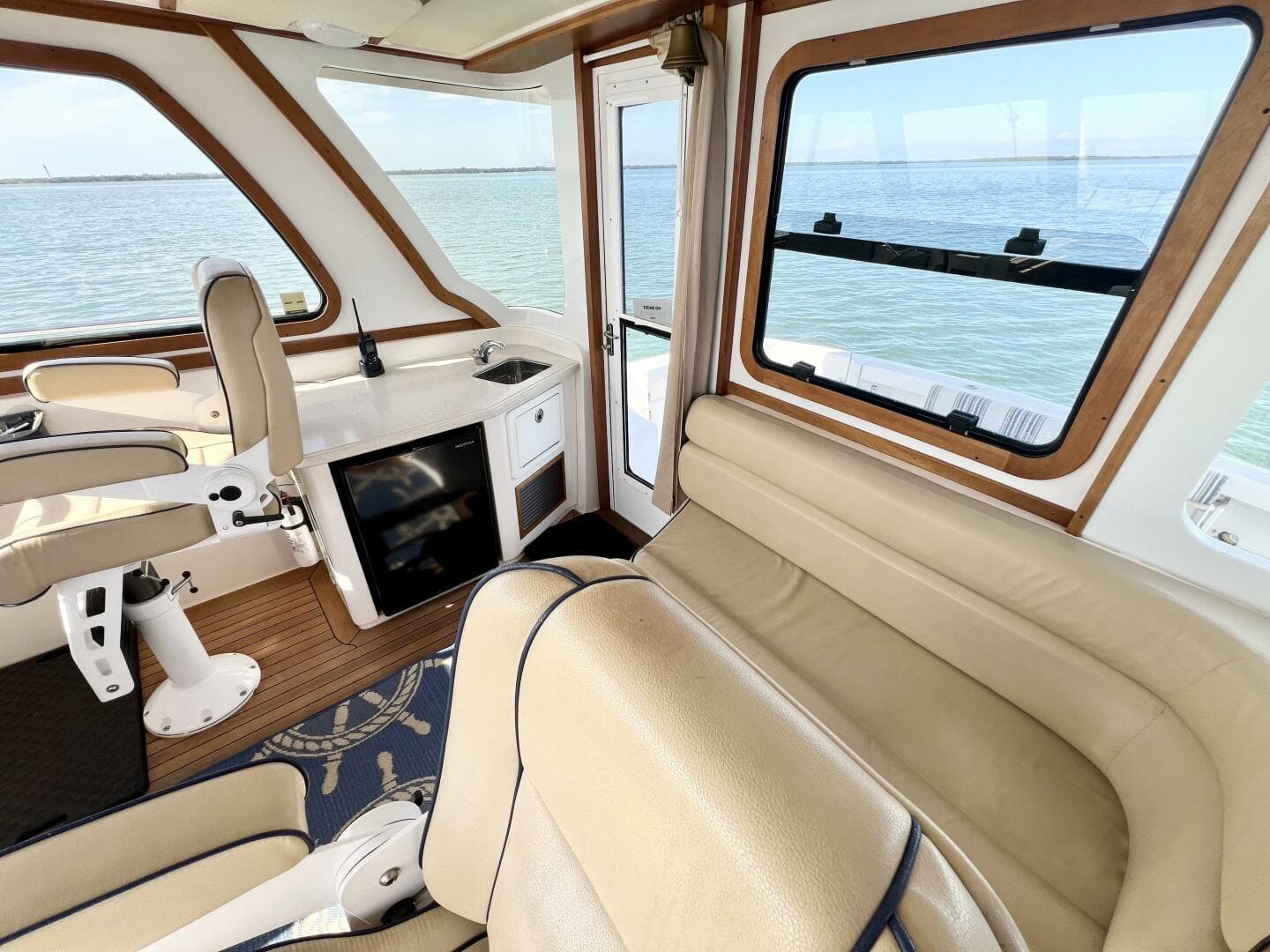 2006 Sabre 38 Hard Top Express — photo 13