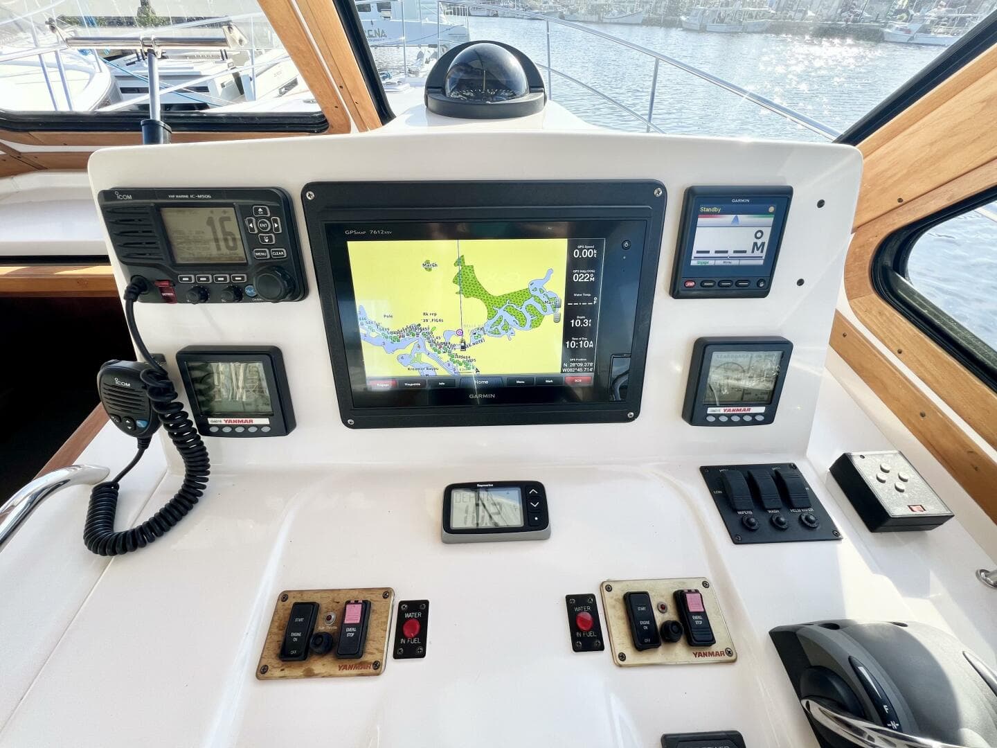 2006 Sabre 38 Hard Top Express — photo 21