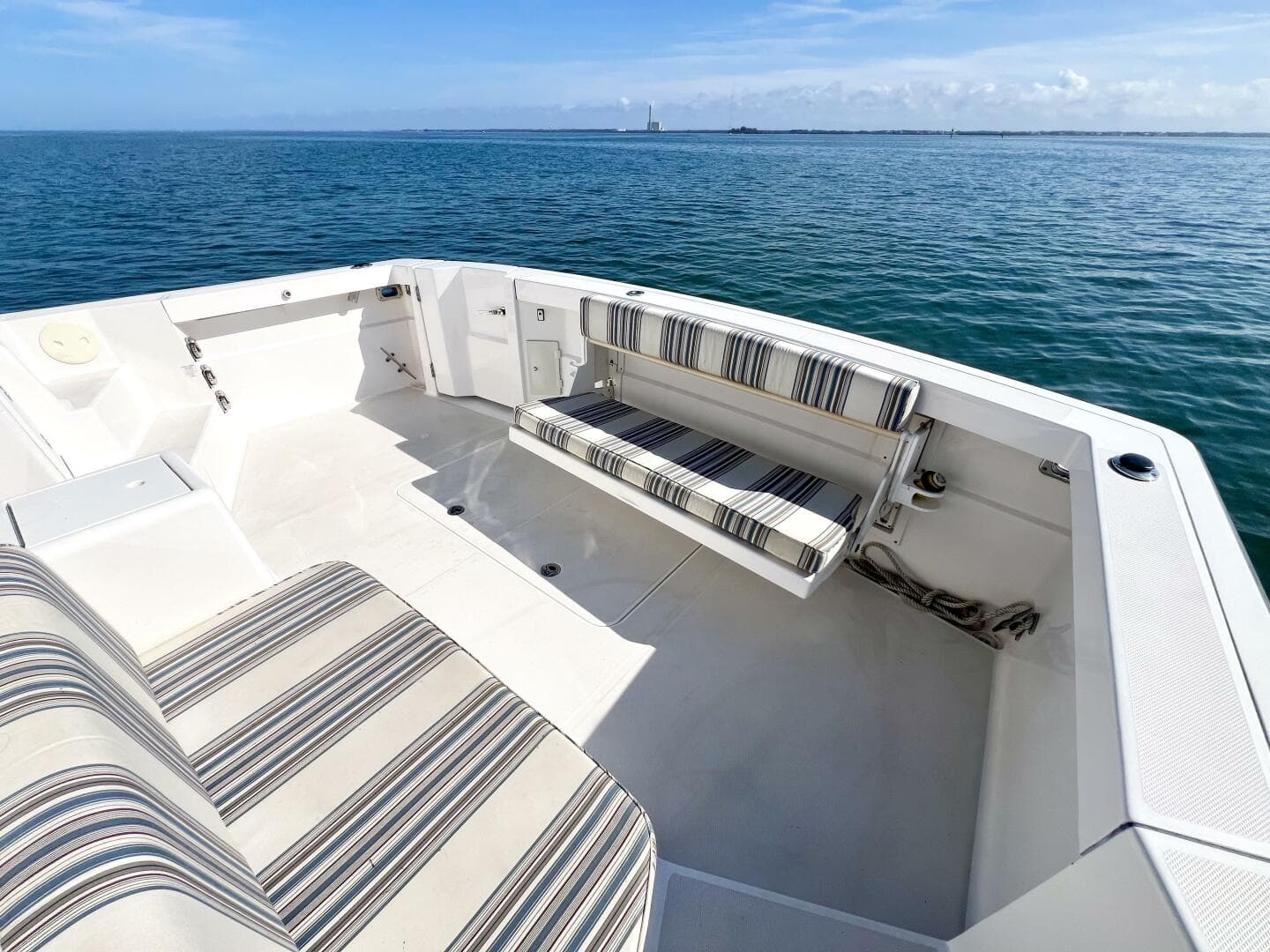 2006 Sabre 38 Hard Top Express — photo 7