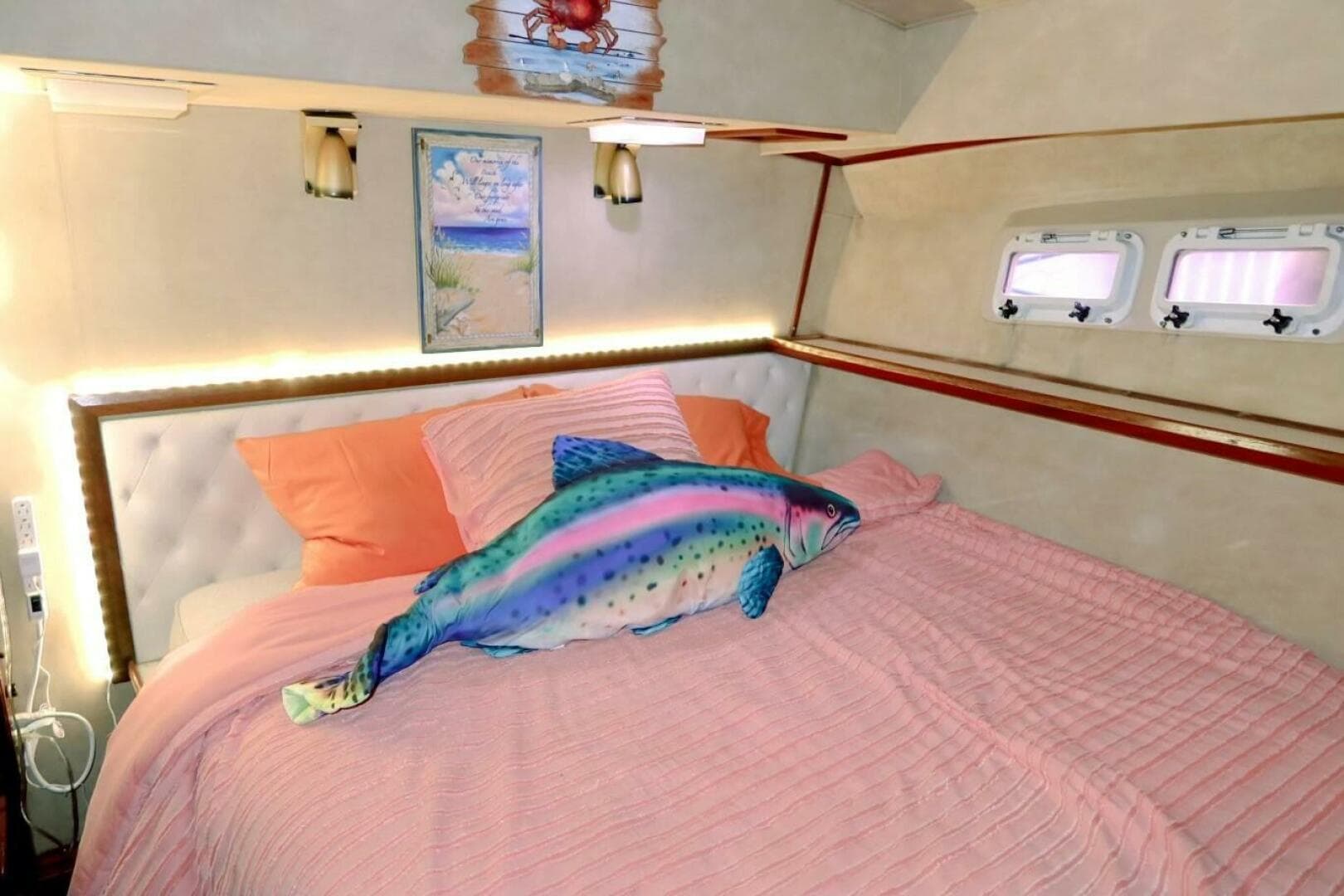 1984 Bertram 46 Convertible — photo 13