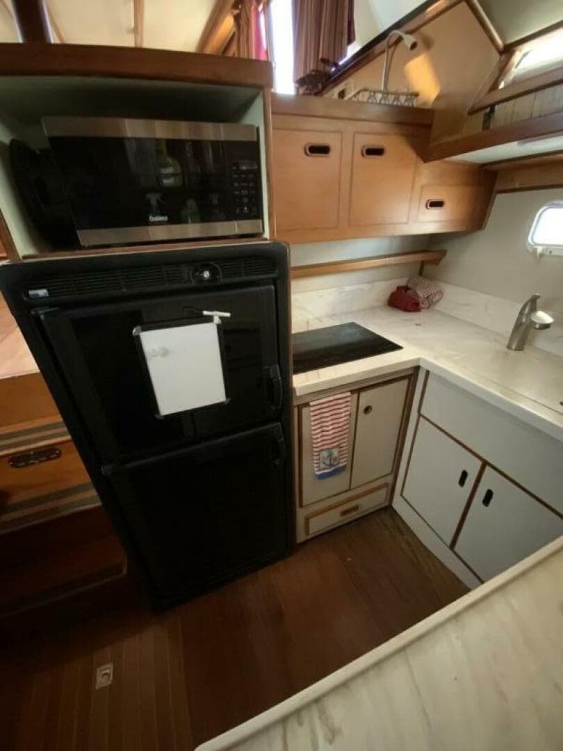 1987 President 41 Double Cabin — photo 52
