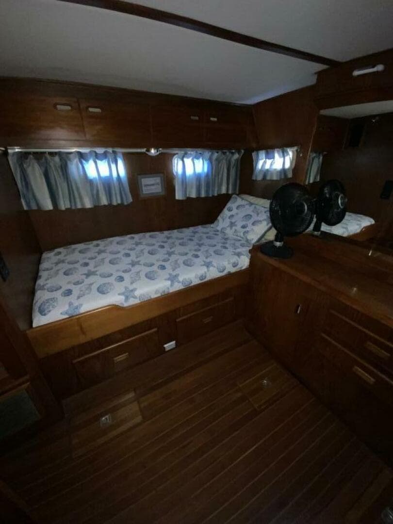 1987 President 41 Double Cabin — photo 42