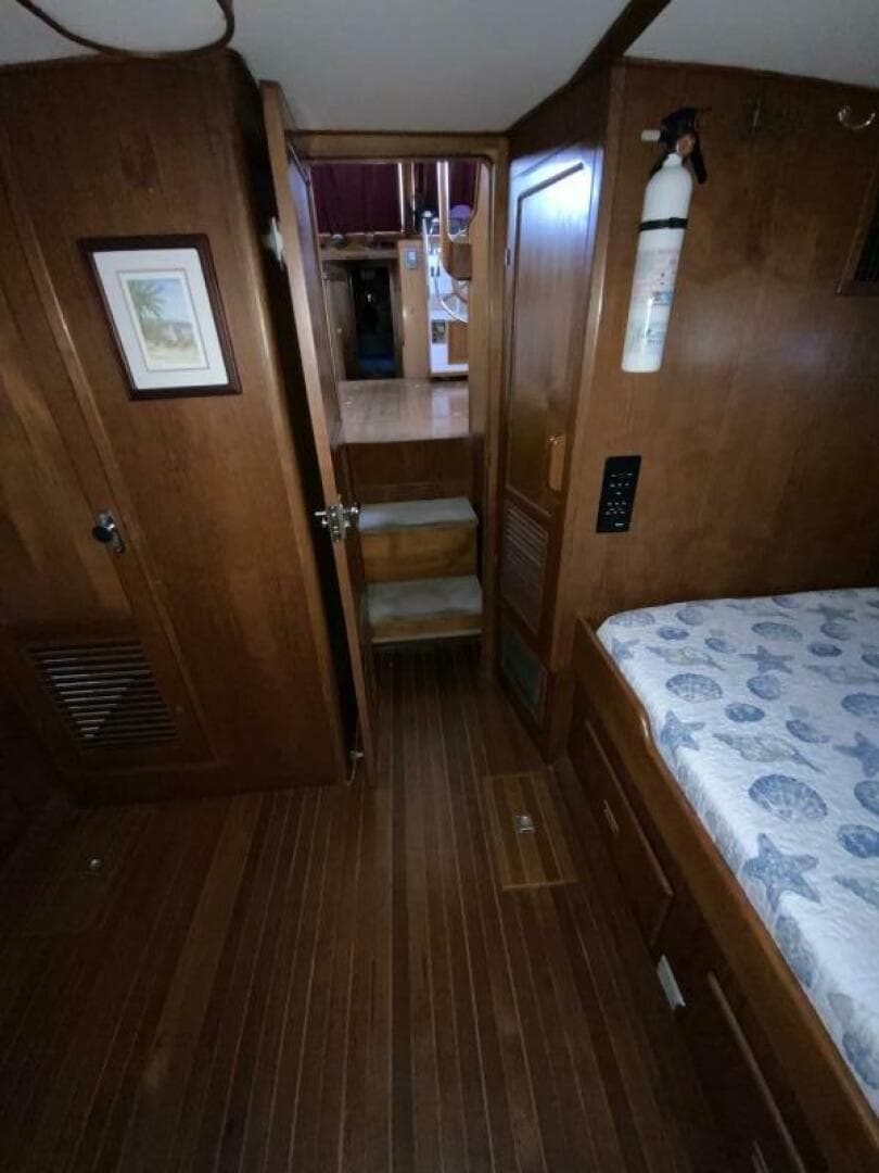 1987 President 41 Double Cabin — photo 43