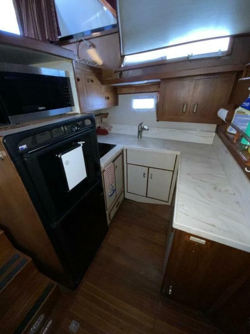 1987 President 41 Double Cabin — photo 51