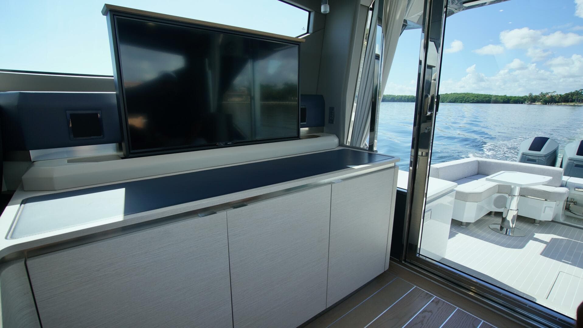 2024 Uniesse Htc 5P — photo 75