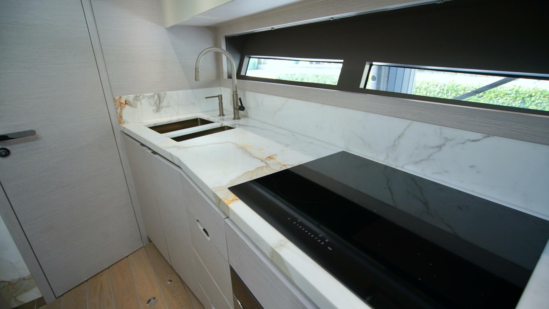 2024 Uniesse Htc 5P — photo 29