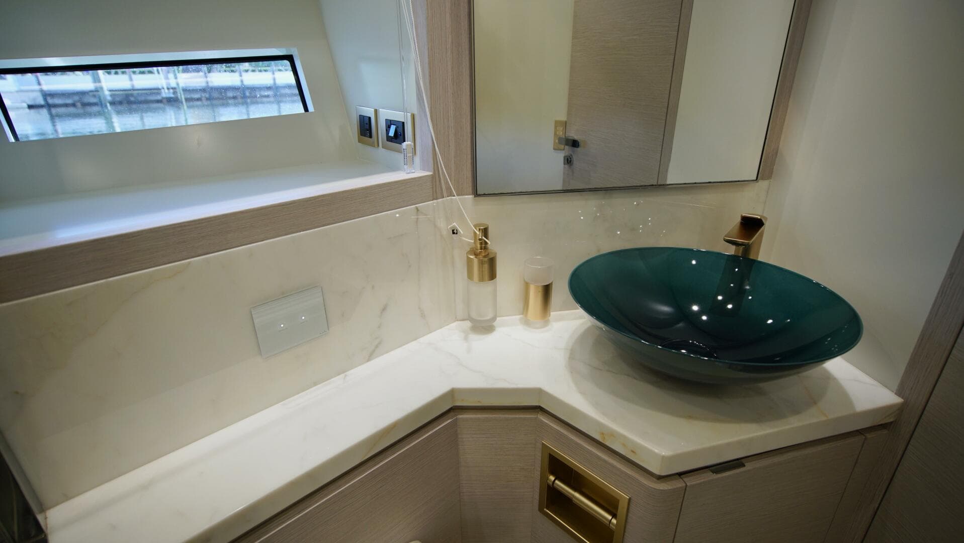 2024 Uniesse Htc 5P — photo 21