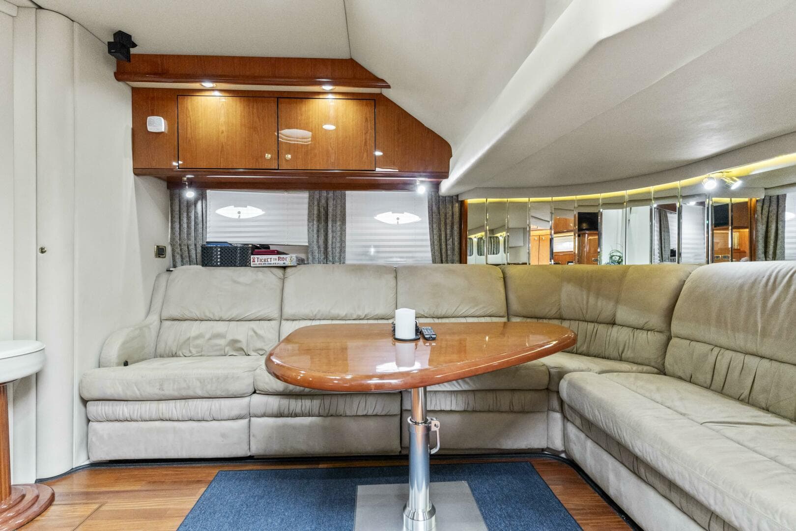 2001 Sea Ray 510 Sundancer — photo 16