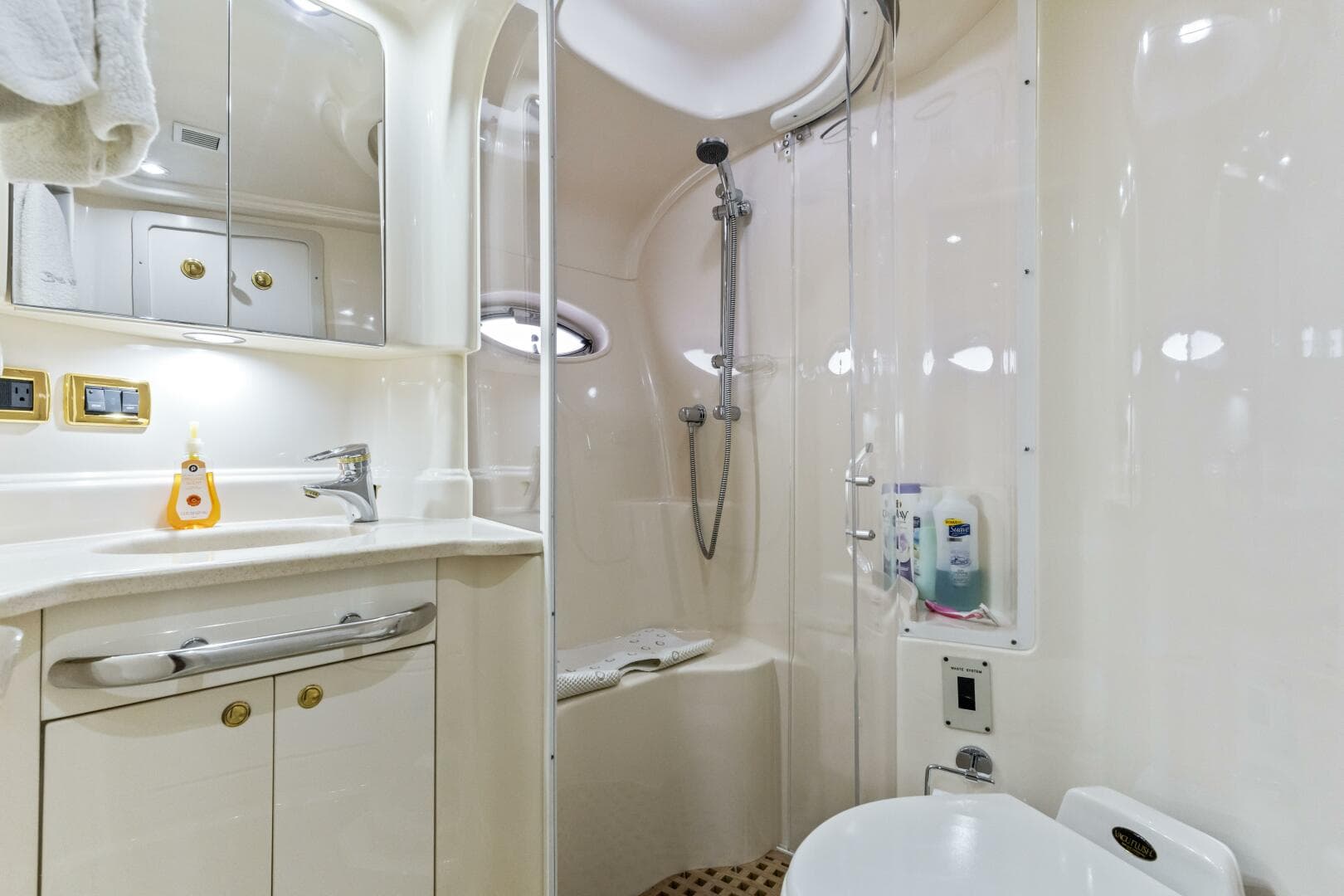 2001 Sea Ray 510 Sundancer — photo 12