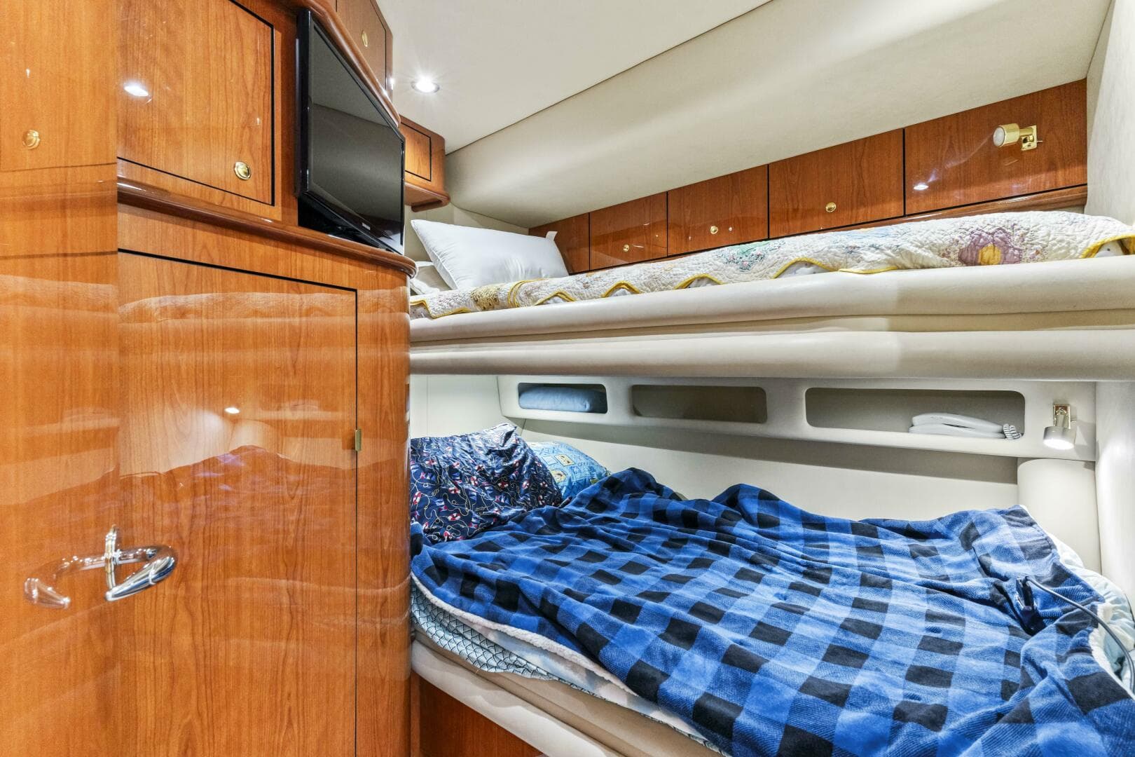 2001 Sea Ray 510 Sundancer — photo 11