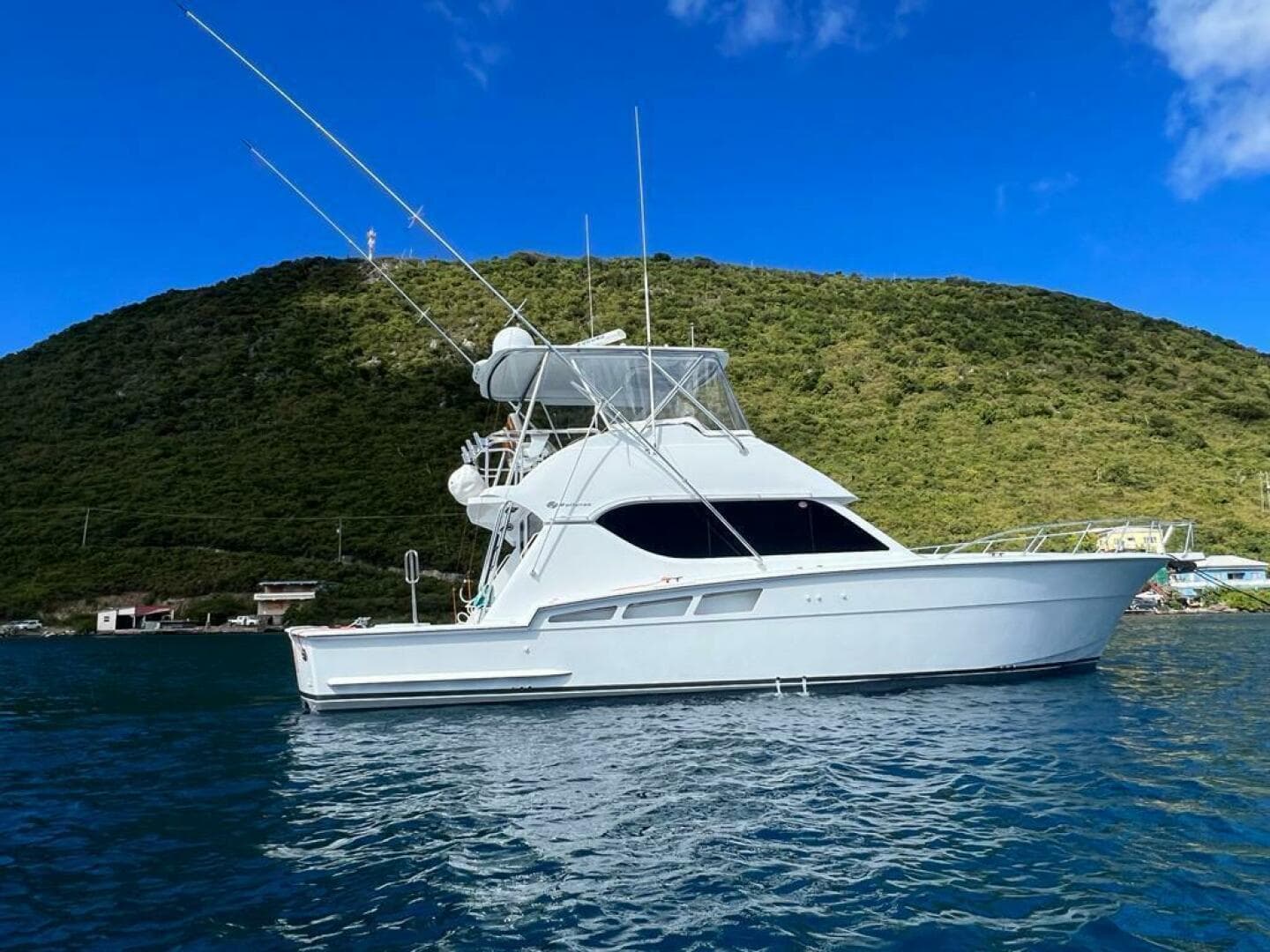 2005 Hatteras 50 Convertible — photo 6