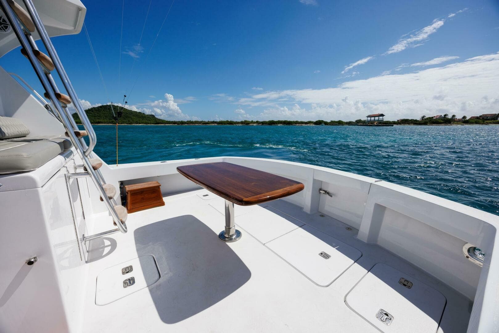 2005 Hatteras 50 Convertible — photo 54