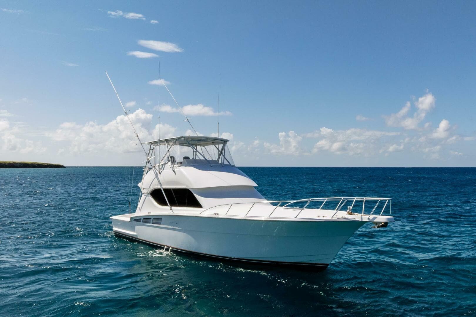 2005 Hatteras 50 Convertible — photo 80