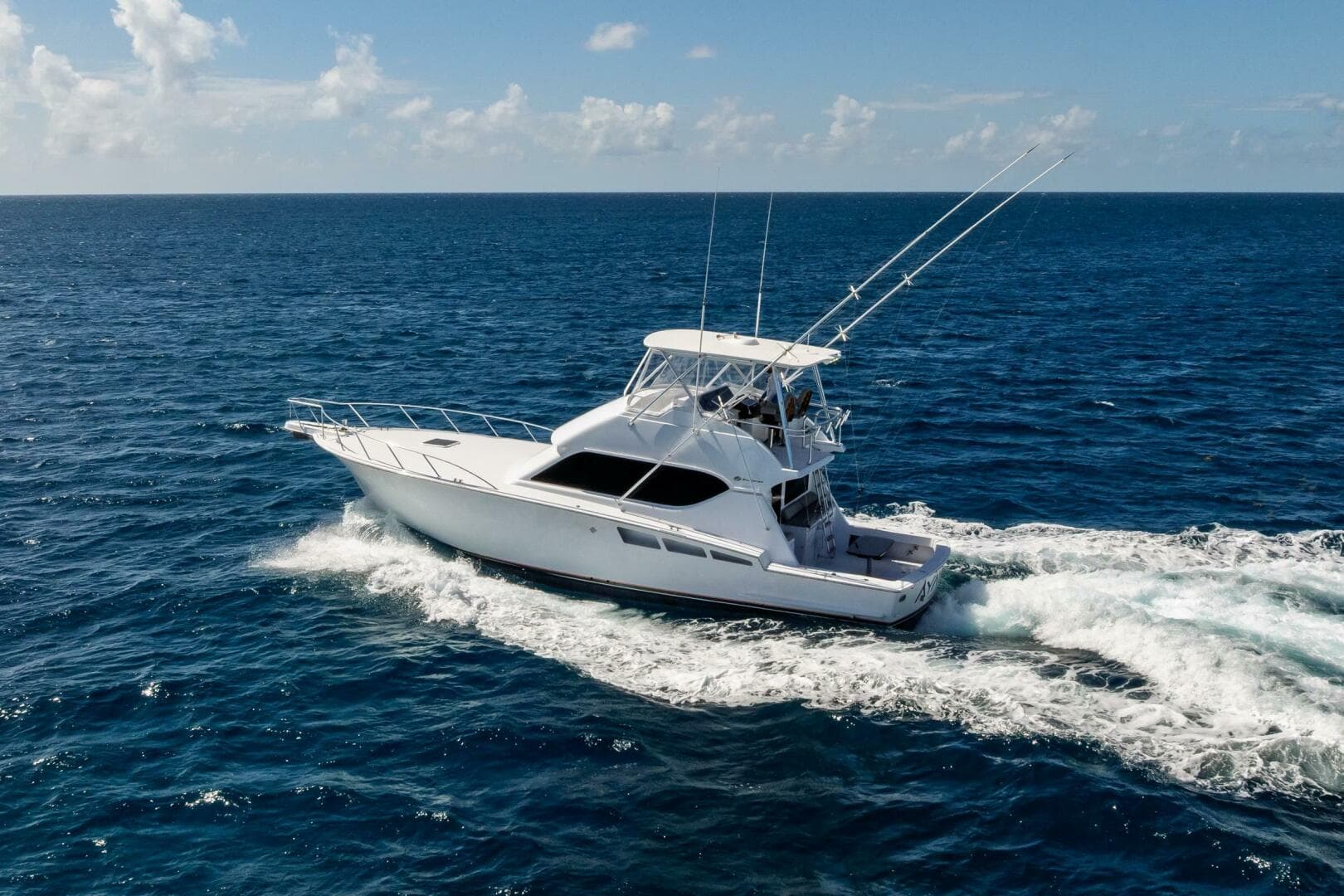 2005 Hatteras 50 Convertible — photo 97