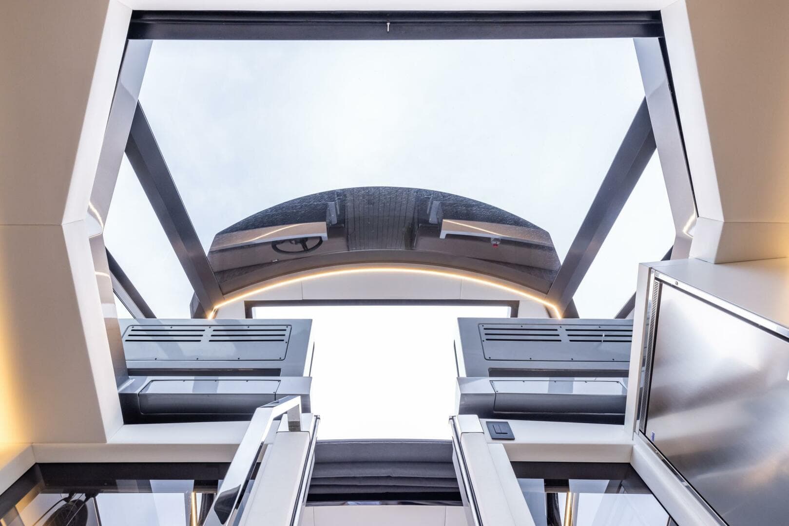 2022 Steeler B50 Aquazen — photo 19